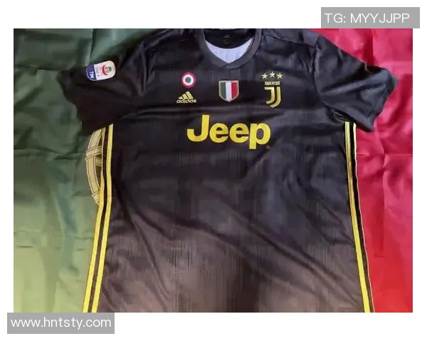 足球明星球衣25号的传奇故事与背后不为人知的奋斗历程 足球明星球衣25号的传奇故事与背后不为人知的奋斗历程