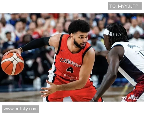 足球明星穿篮球衣的时尚风采与精彩瞬间全景展示 足球明星穿篮球衣的时尚风采与精彩瞬间全景展示